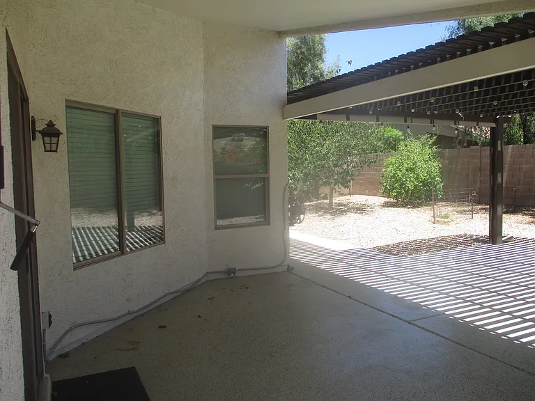 678 W Jersey Way — Photo 2