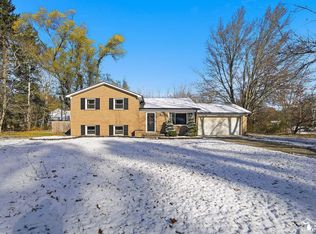 40080 Willis Rd, Belleville, MI 48111