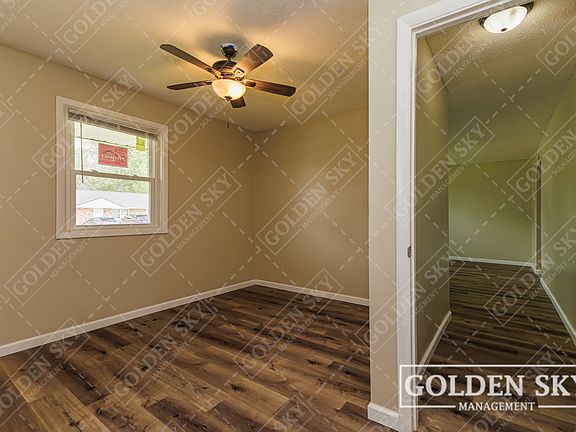 5th image of 6319 E Piccadilly Rd