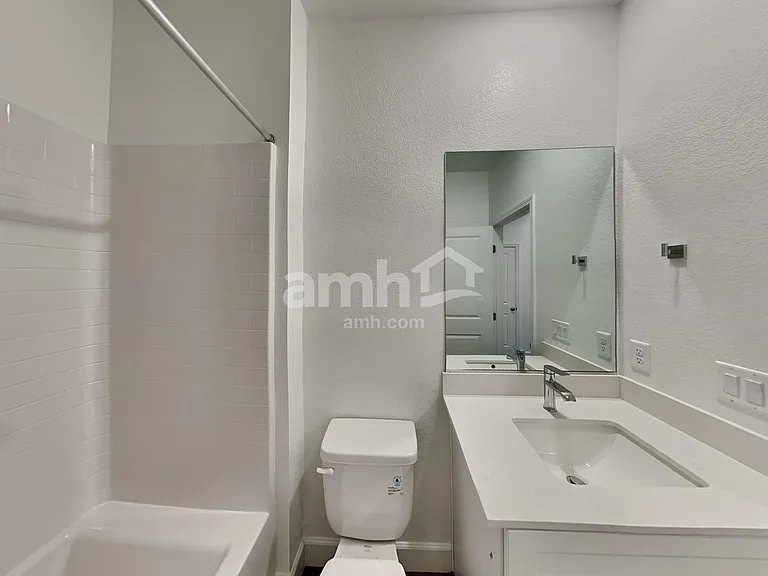 6411 Rush Ave — Photo 14