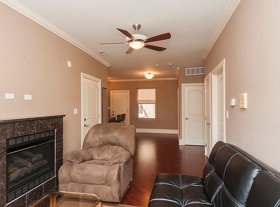 4th image of 1114 W Leland Ave APT 2A