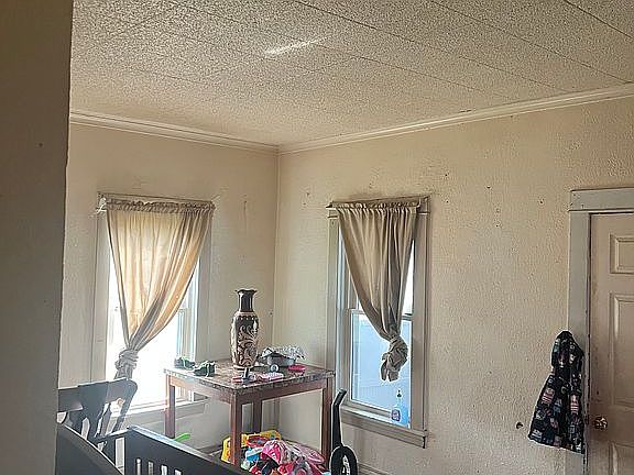 5th image of 271 Catawba Ave