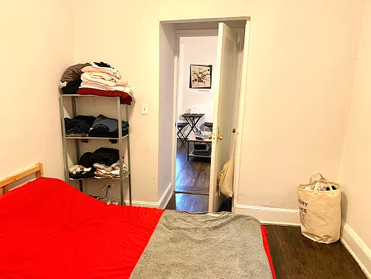 Rented by Douglas Elliman | media 8