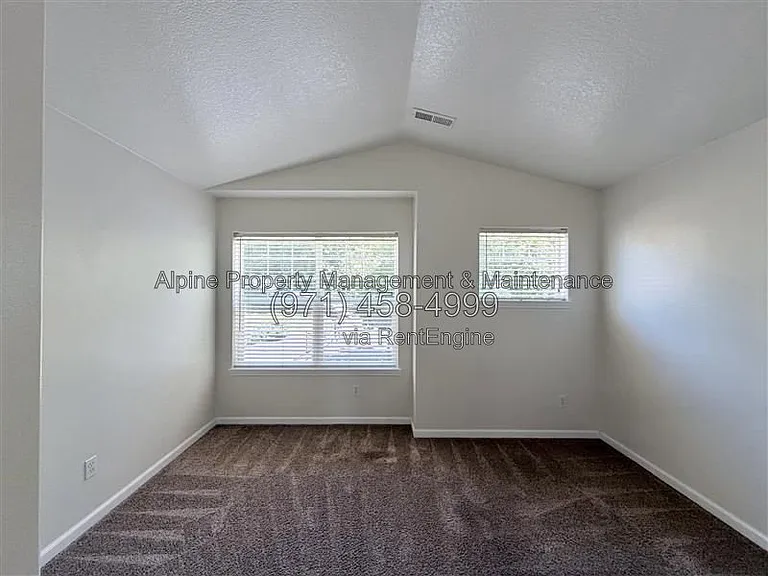 13592 SW Mapleview Ln — Photo 38