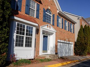 4294 Pineapple Henry Way, Fairfax, VA 22033