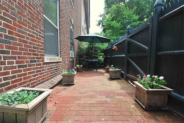 41 Morton St #7 — Photo 3