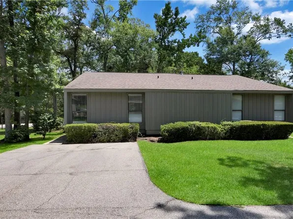 640 Tete Lours Dr APT 1, Mandeville, LA 70471