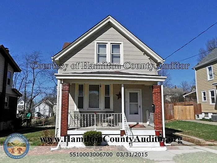 3975 Glenmore Ave photo 1