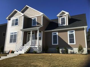 34 Brighton Ln, North Kingstown, RI 02852