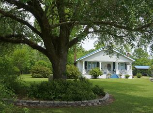 2626 Rambo Rd, Campbellton, FL 32426