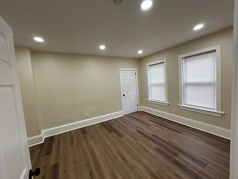 110 Lee Ave #1 — Photo 11