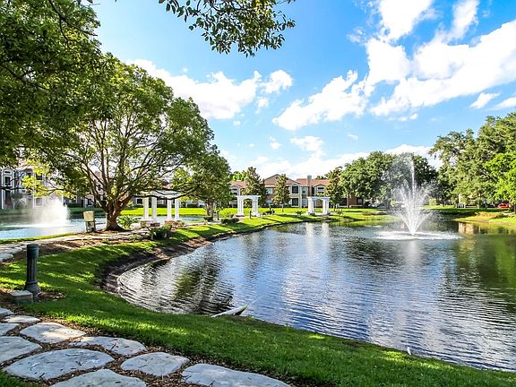 4th image of 5575 Rosebriar Way Regency Gdns #Q210