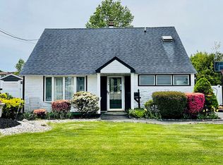 2348 5th St, East Meadow, NY 11554