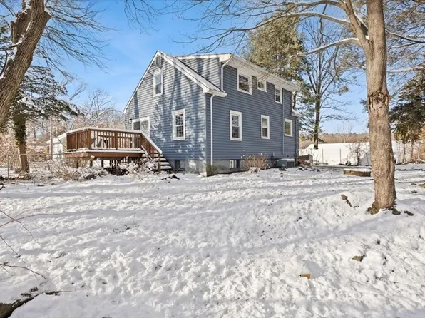 45 Dorr St, Randolph, MA 02368