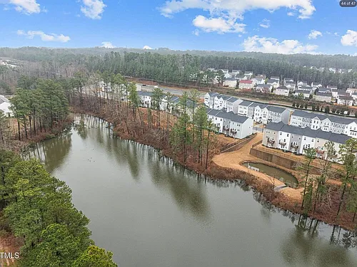 1052 Shoreside Dr Photo 1