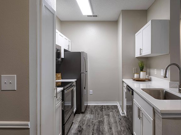 3rd image of 3100 Aspen Grove Dr #1206