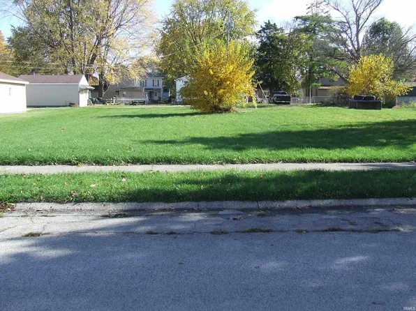 949 Iowa St, Huntington, IN 46750