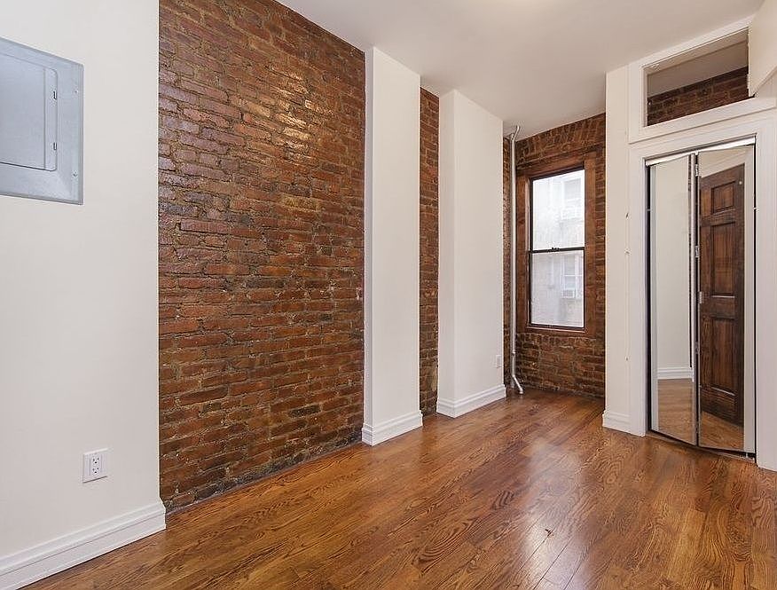 2nd image of 3765 18th Ave APT B2