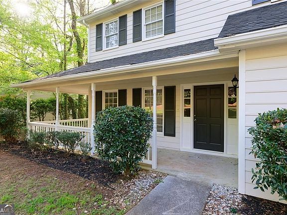3rd image of 2208 Heritage Trace Dr