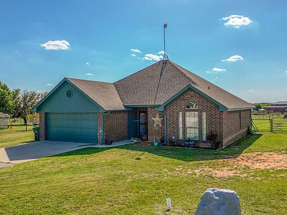 2nd image of 125 Savannah Dr