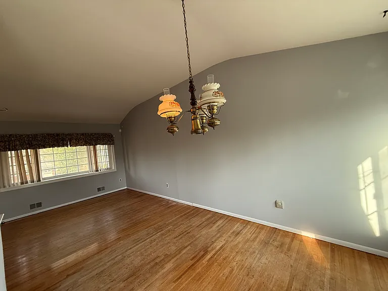 1023 Amethyst Dr — Photo 9