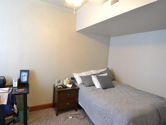 4th image of 106 W McPherson St