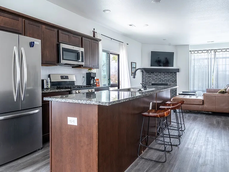 Sable View Townhomes — Photo 9