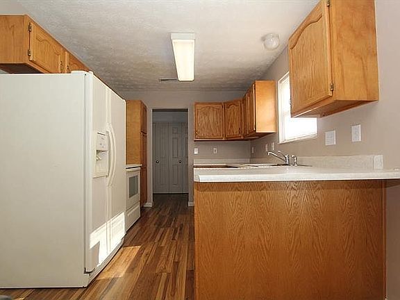 5th image of 25 Heron Dr