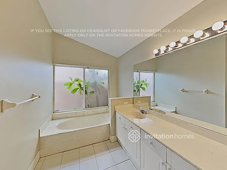 6676 Blue Bay Cir — Photo 18