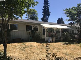 1817 Market St, Springfield, OR 97477