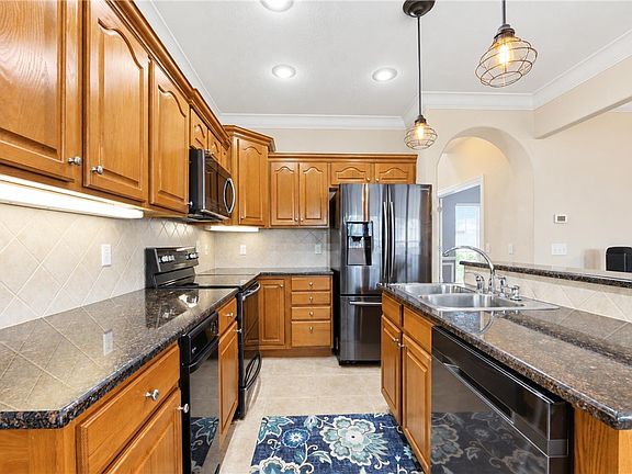 5th image of 1638 Greystone Pl
