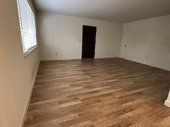 5th image of 336 Trescony St APT B