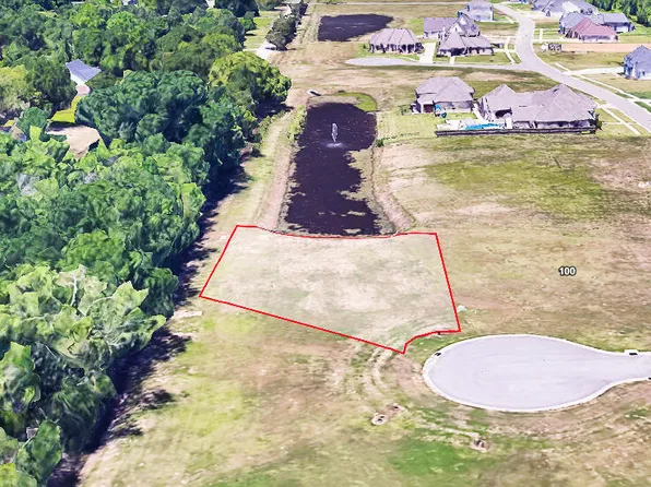 102 Cogswell Dr, Lafayette, LA 70503