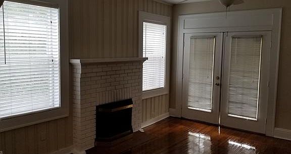 3rd image of 2343 Stella St