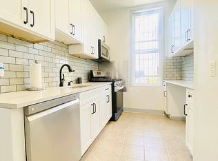 592 Evergreen Ave #3, Brooklyn, NY 11221