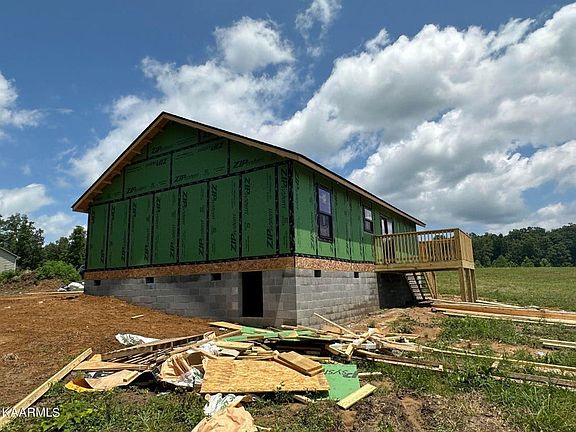 4th image of 336 Butterfly Ln