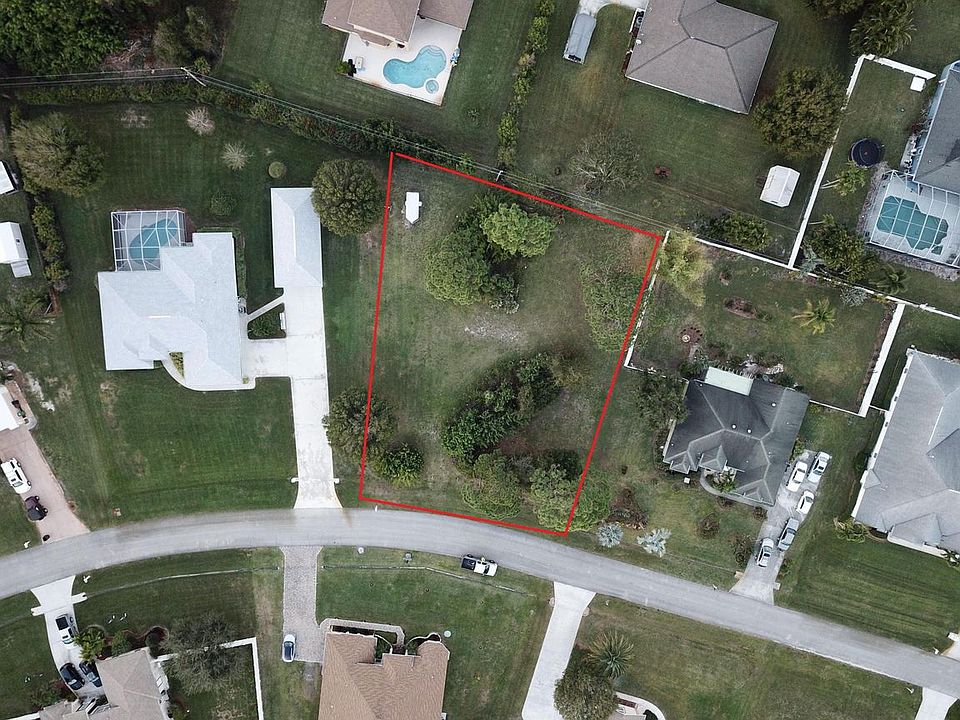 1st image of 113 SW Sebring Cir