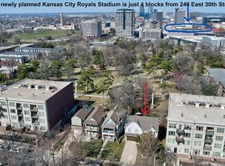 240 E 30th St, Kansas City, MO 64108
