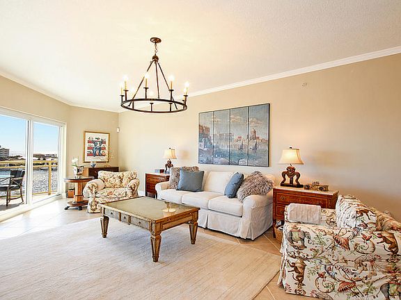 4th image of 770 Harbor Blvd Unit 5E
