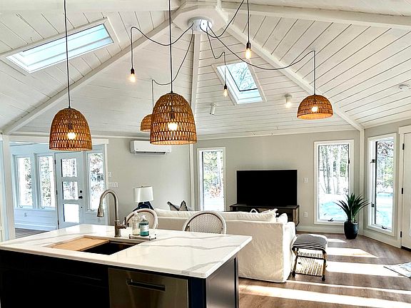 4th image of 30 Bright Coves Way