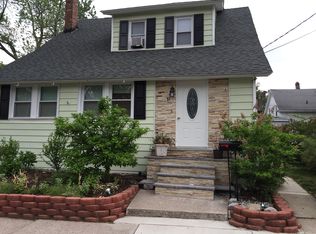 31 Brunswick St, Springfield, MA 01108