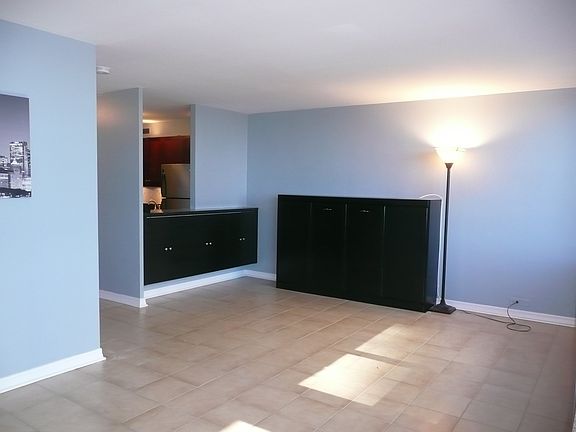 4th image of 4250 N Marine Dr APT 705