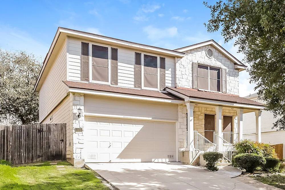 5 bed, 3.5 bath, 2415 sqft, $2,040 — Photo 1