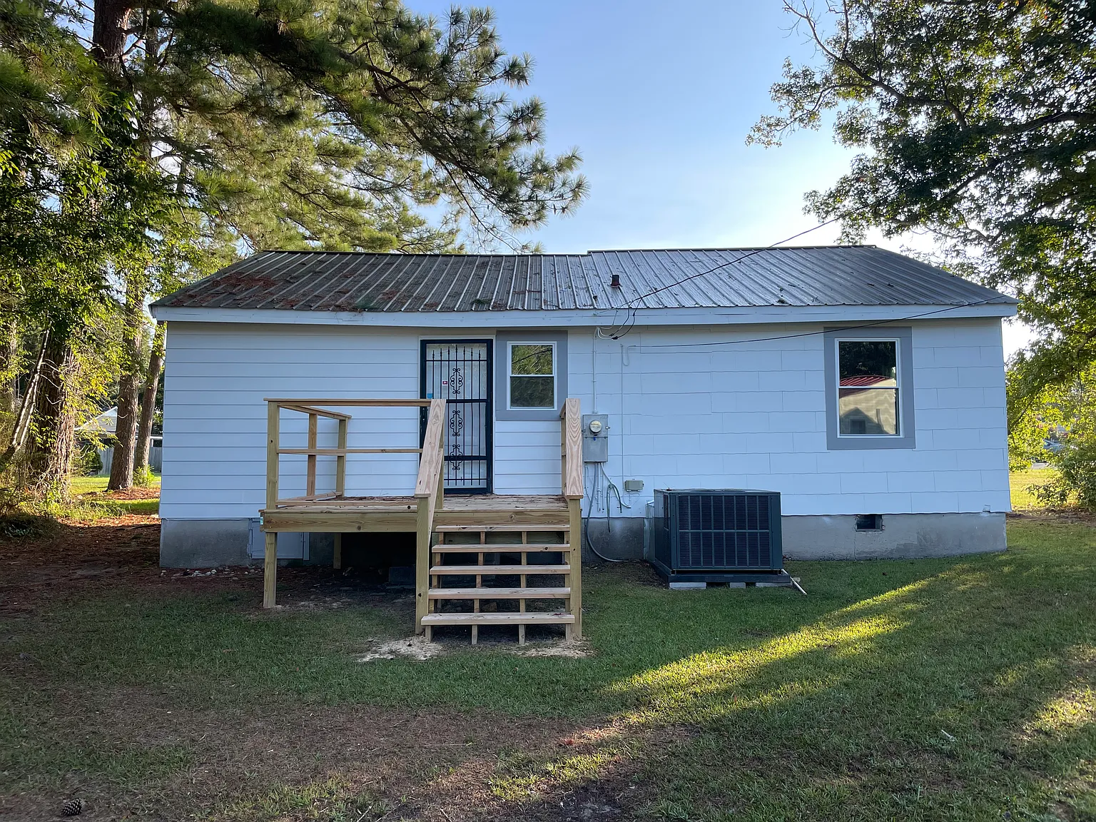 2 bed, 968 sqft, $850 — Photo 2