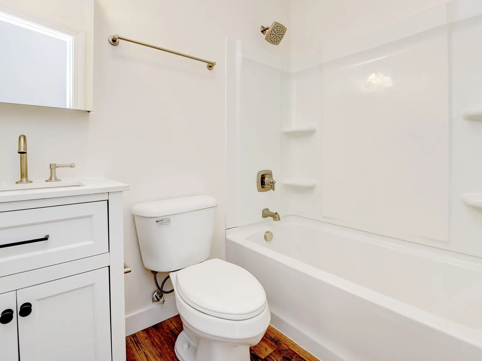 105 Parsons Ave — Photo 3