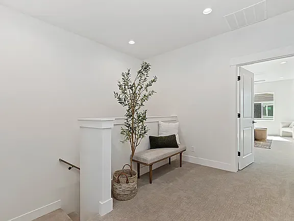 720 S Calhoun Ln — Photo 8