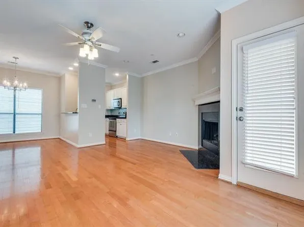 2407 Stutz Dr #B2, Dallas, TX 75235