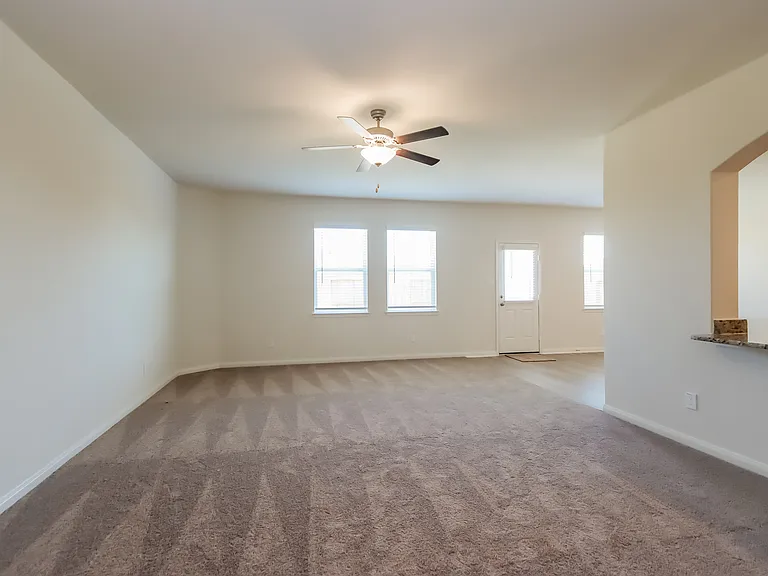 8418 Sandy Drift Rd — Photo 2