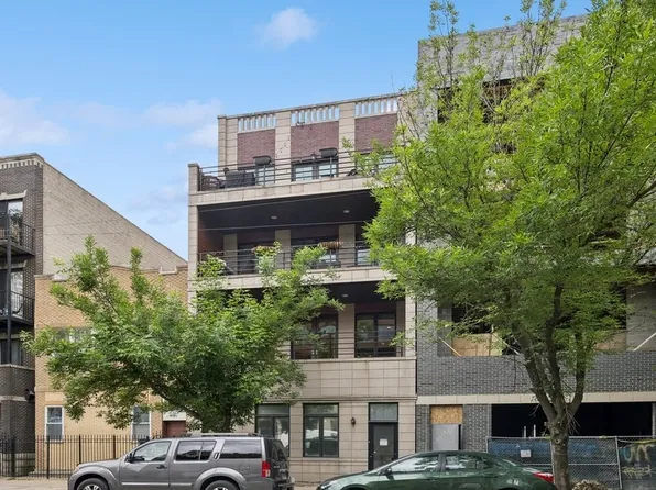 828 N California Ave APT 2, Chicago, IL 60622
