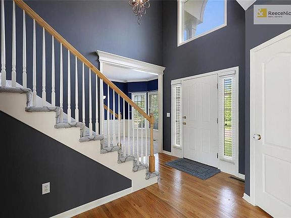5th image of 13217 King St